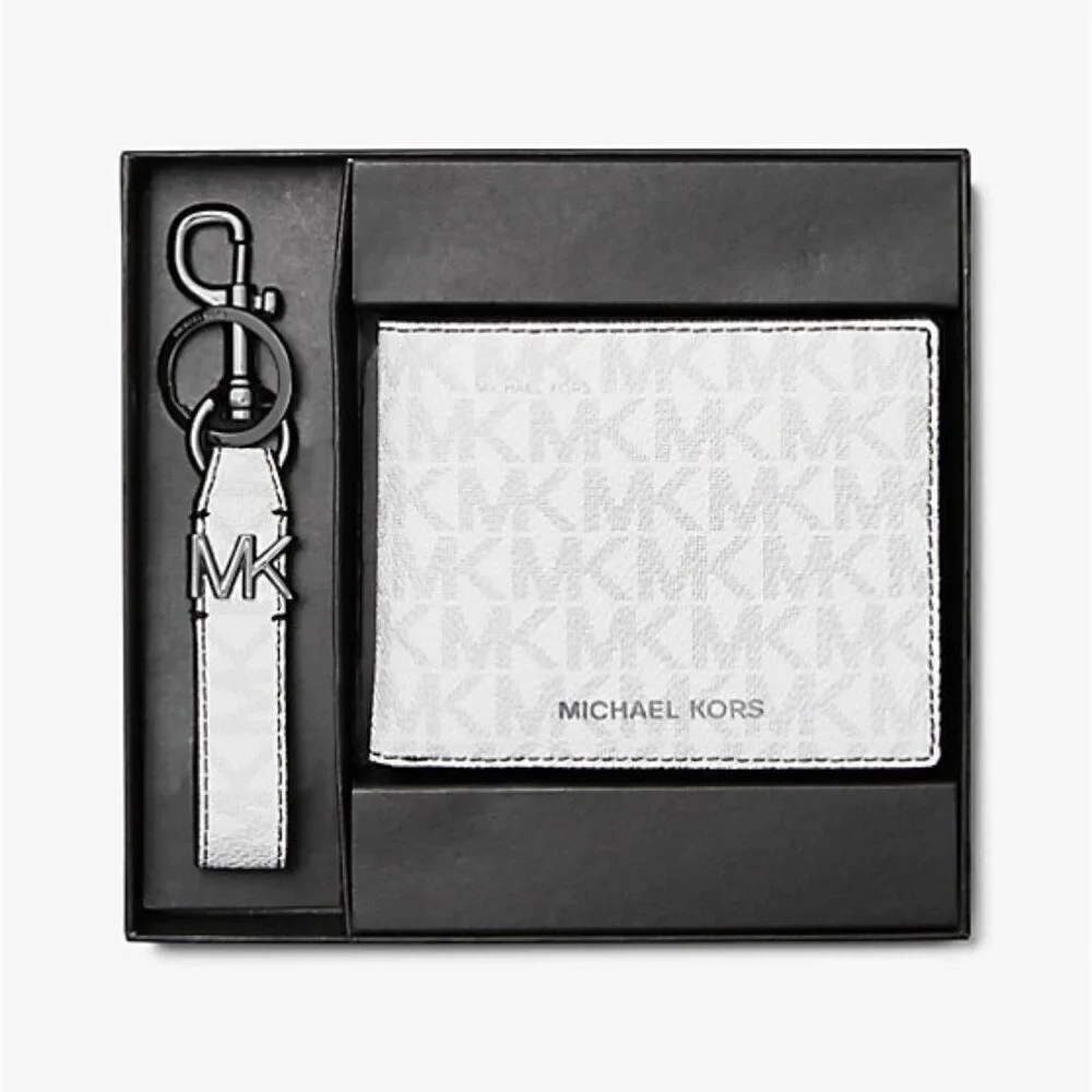 NIB New Michael Kors Bright White Logo Wallet & Keychain Set